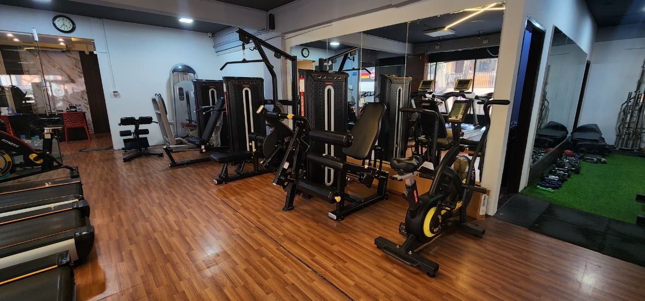 Inside Liger Fitness Bangalore - training area and premium equipment